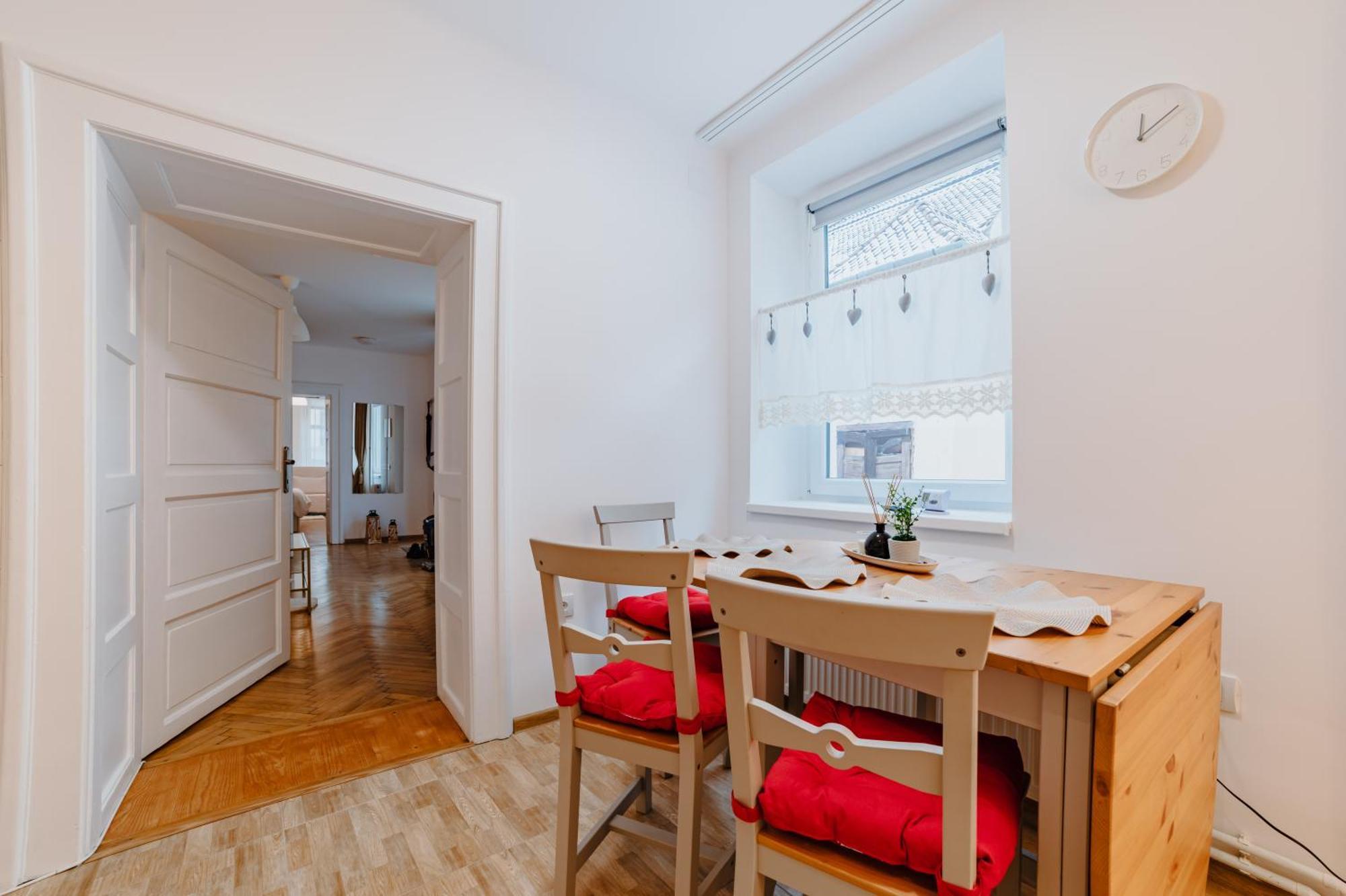 Albert Residence With Complimentary Parking Brașov Exterior foto